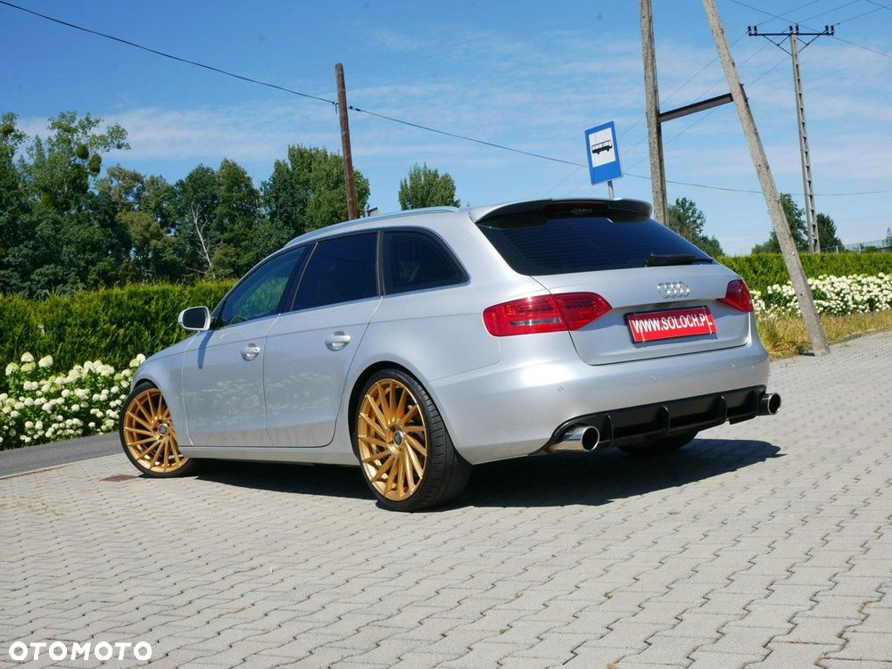 Audi A4 Avant - 10