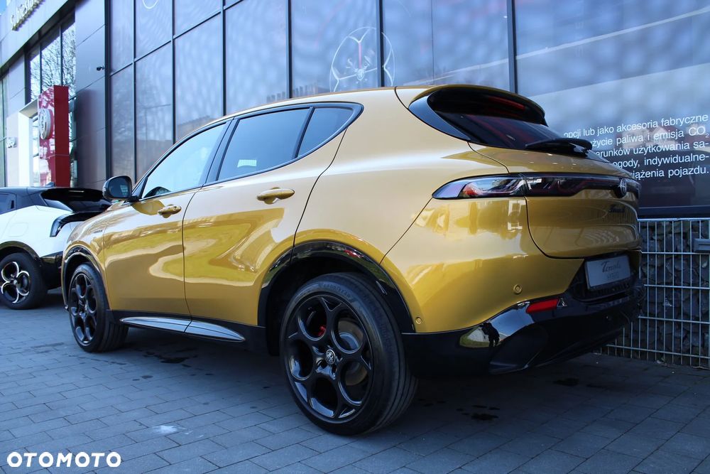 Alfa Romeo Tonale 1.5 T4 GSE mHEV Veloce DCT - 3