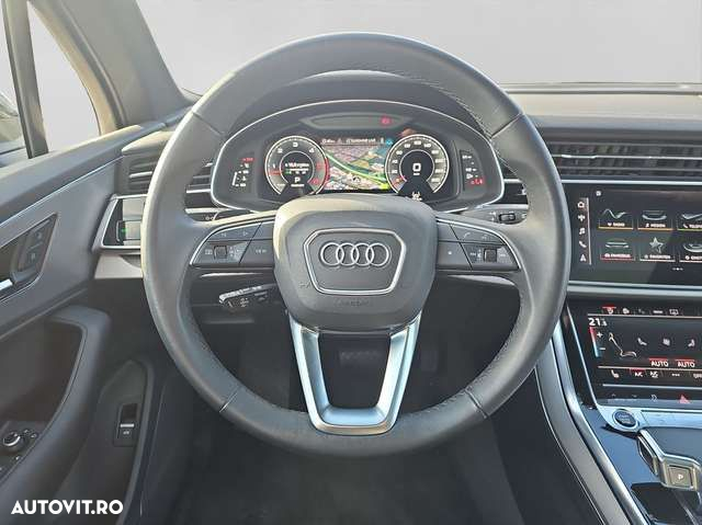 Audi Q7 - 9