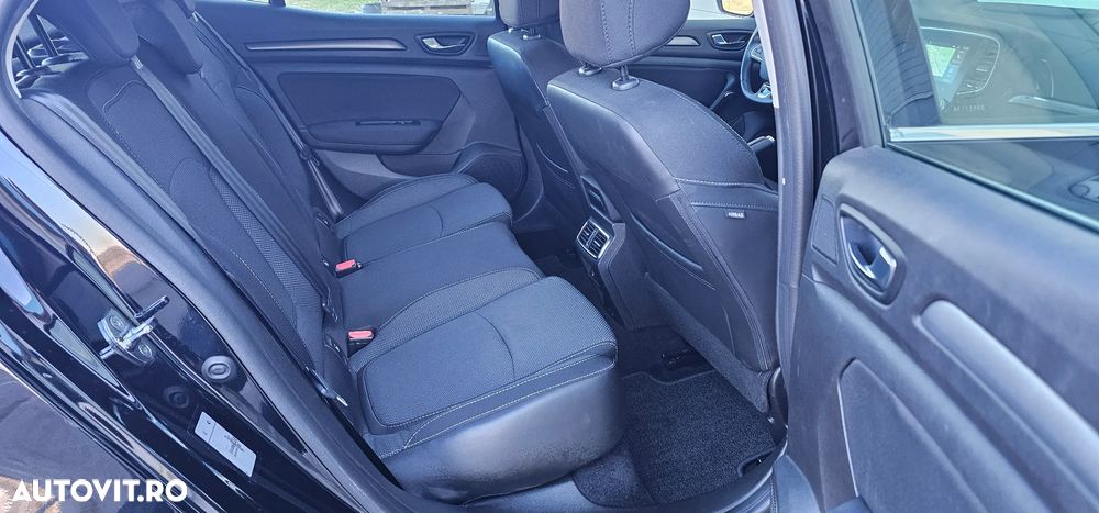 Renault Megane Blue dCi 116 Intens - 12