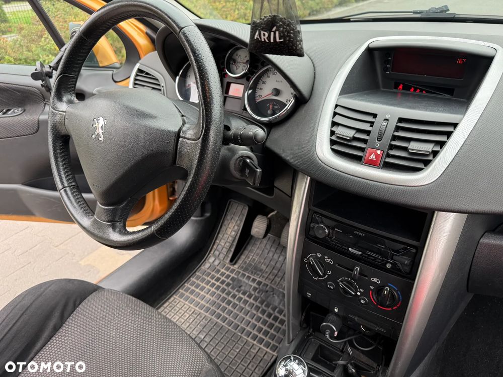 Peugeot 207 1.6 VTi Sporty - 24