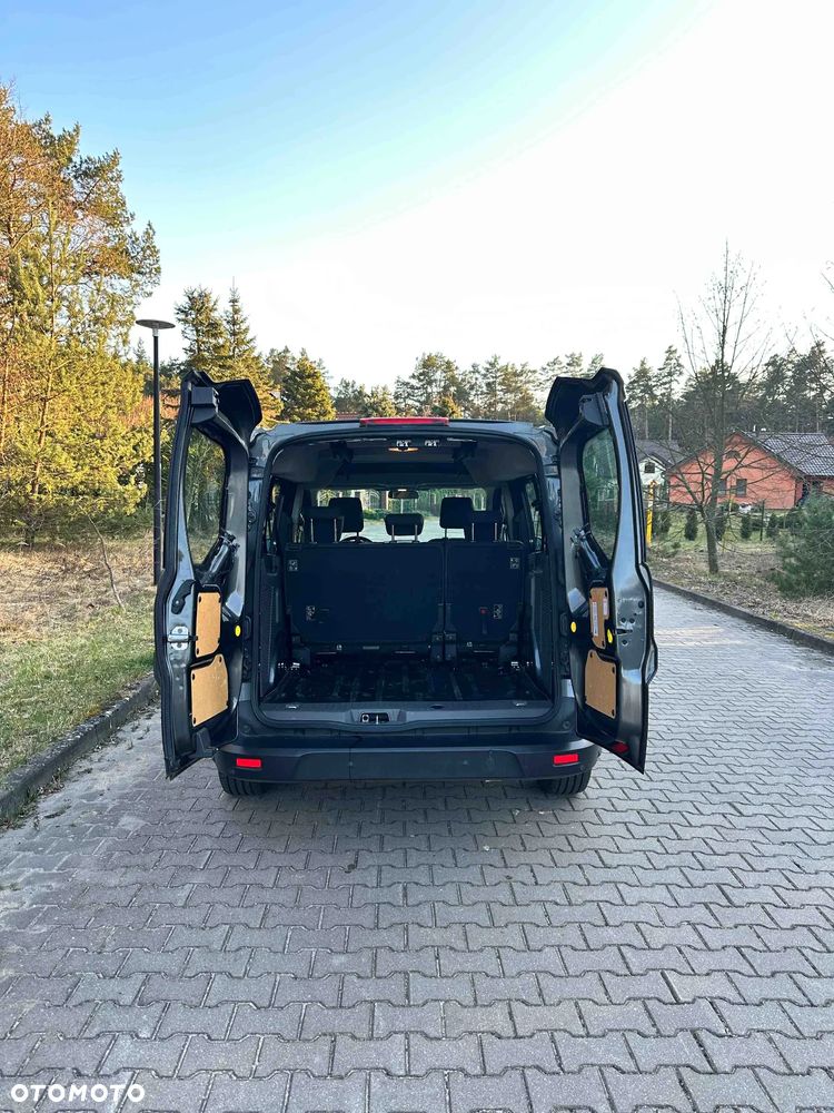 Ford Transit Connect - 11