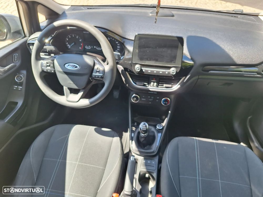 Ford Fiesta 1.0 EcoBoost S&S COOL&CONNECT - 4