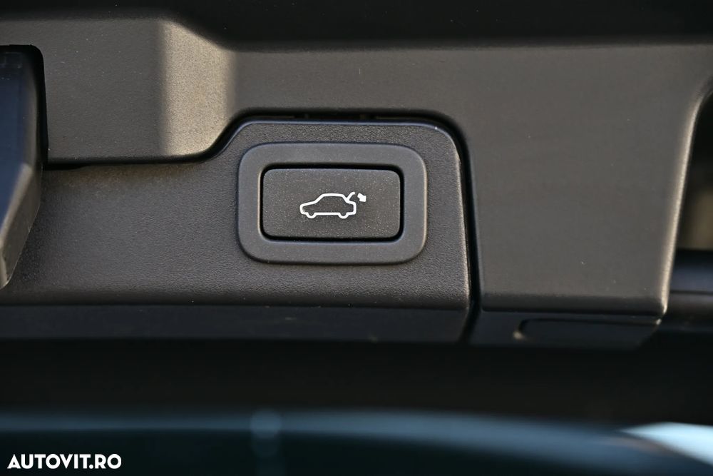 Land Rover Range Rover Evoque 2.0 D150 R-Dynamic HSE - 38