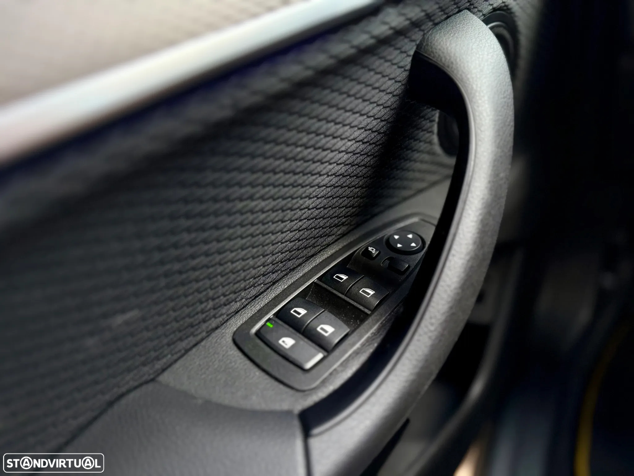 BMW X2 16 d sDrive Auto X Pack M - 17
