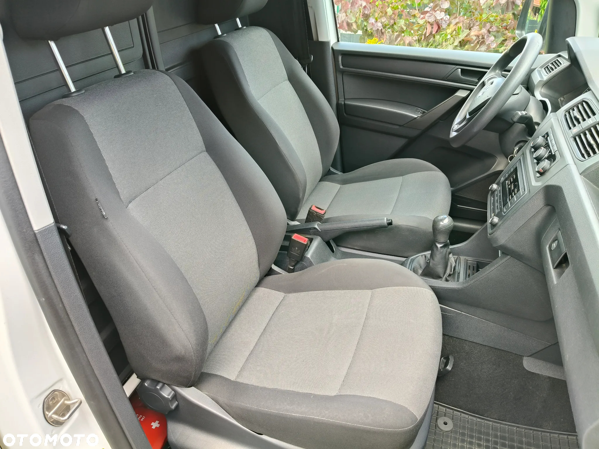 Volkswagen Caddy - 11