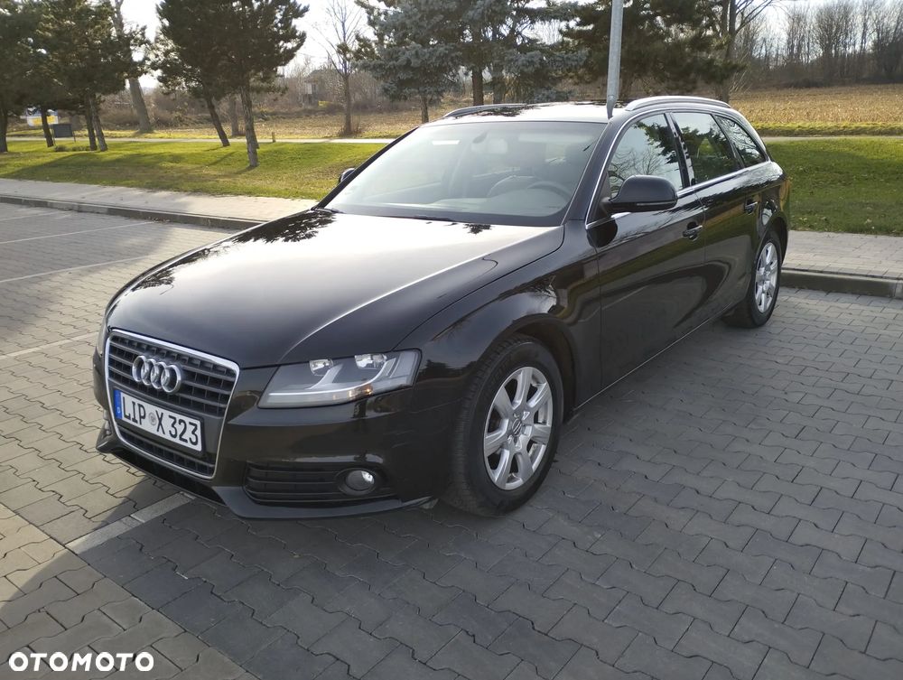 Audi A4 Avant 2.0 TDI DPF Ambiente - 1