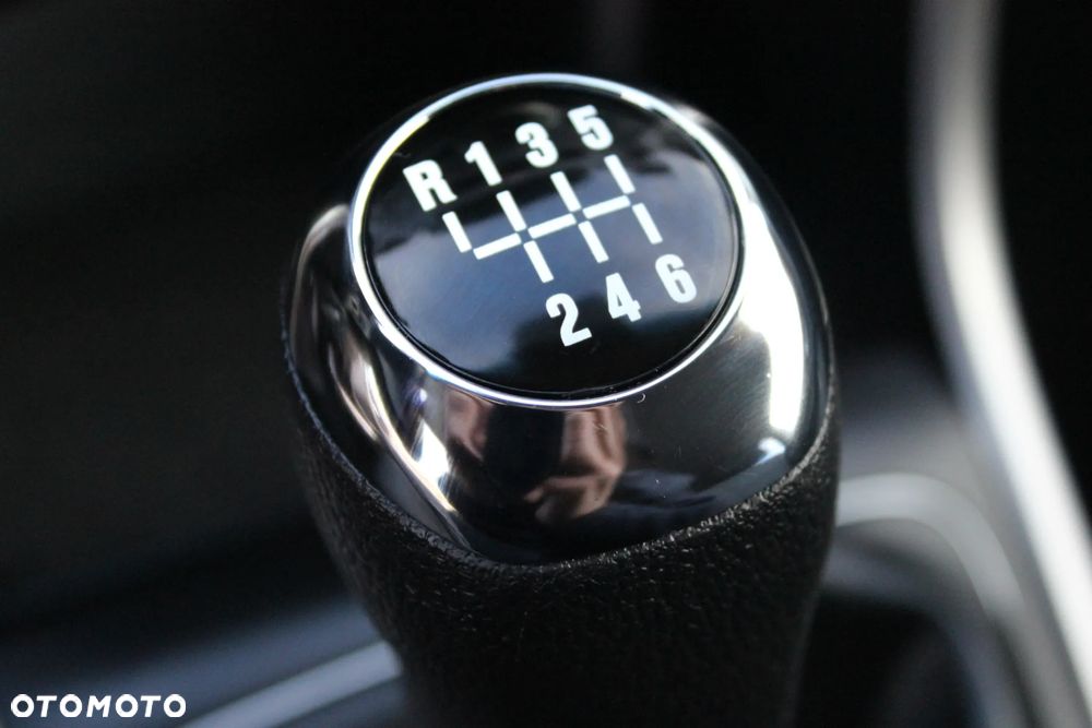 Hyundai i30 blue Kombi 1.6 GDi Style - 36