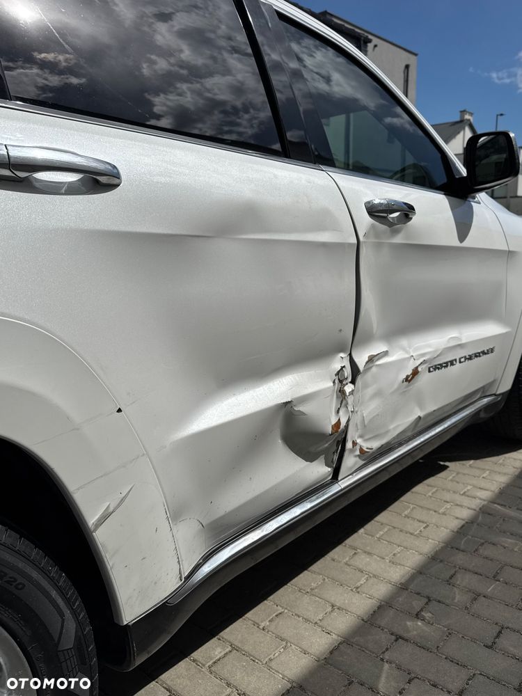 Jeep Grand Cherokee 5.7 V8 HEMI Summit - 21