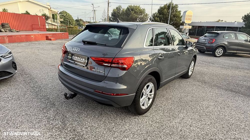 Audi Q3 45 TFSIe S tronic - 14