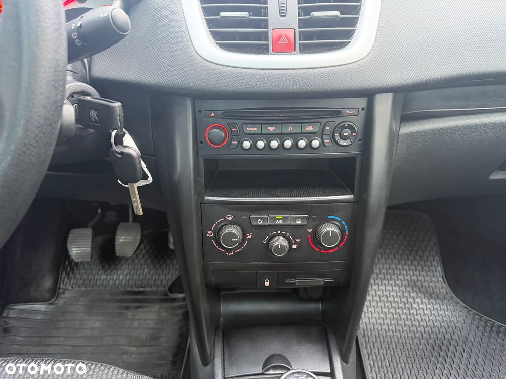 Peugeot 207 95 VTi Premium - 13