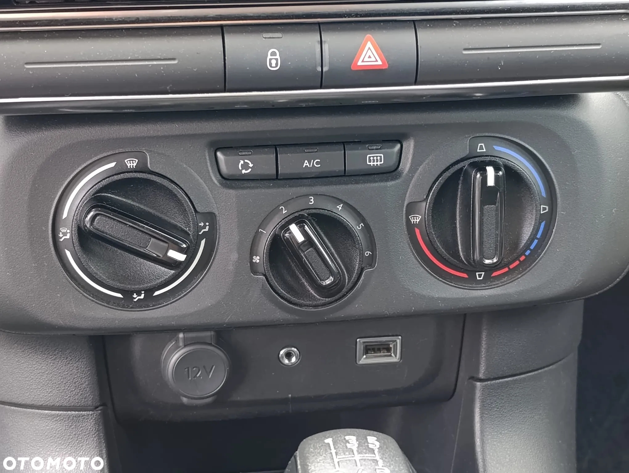 Citroën C3 1.2 PureTech Feel - 19