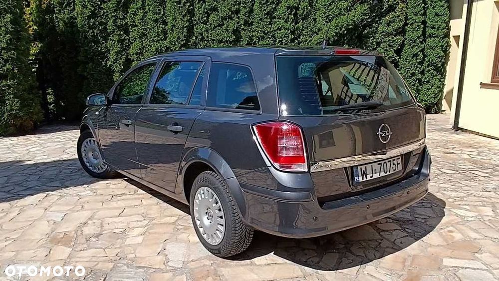 Opel Astra - 4