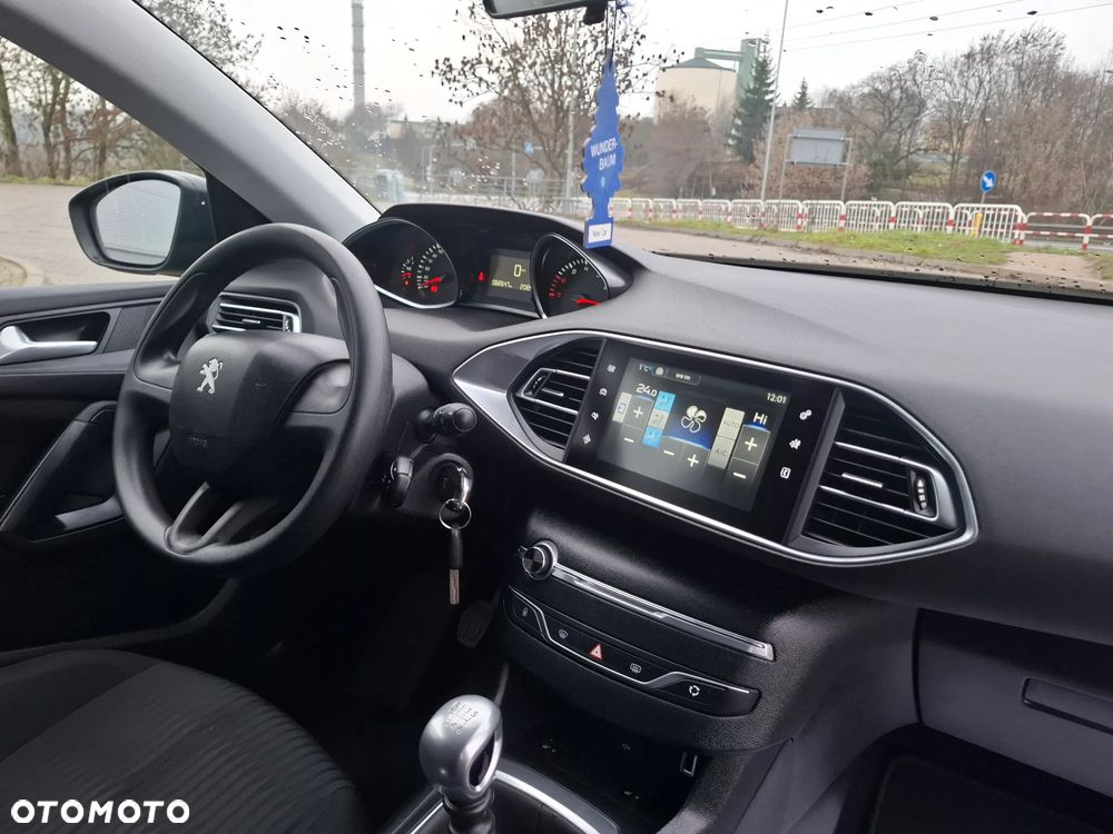 Peugeot 308 1.2 PureTech GPF Active Pack S&S - 17