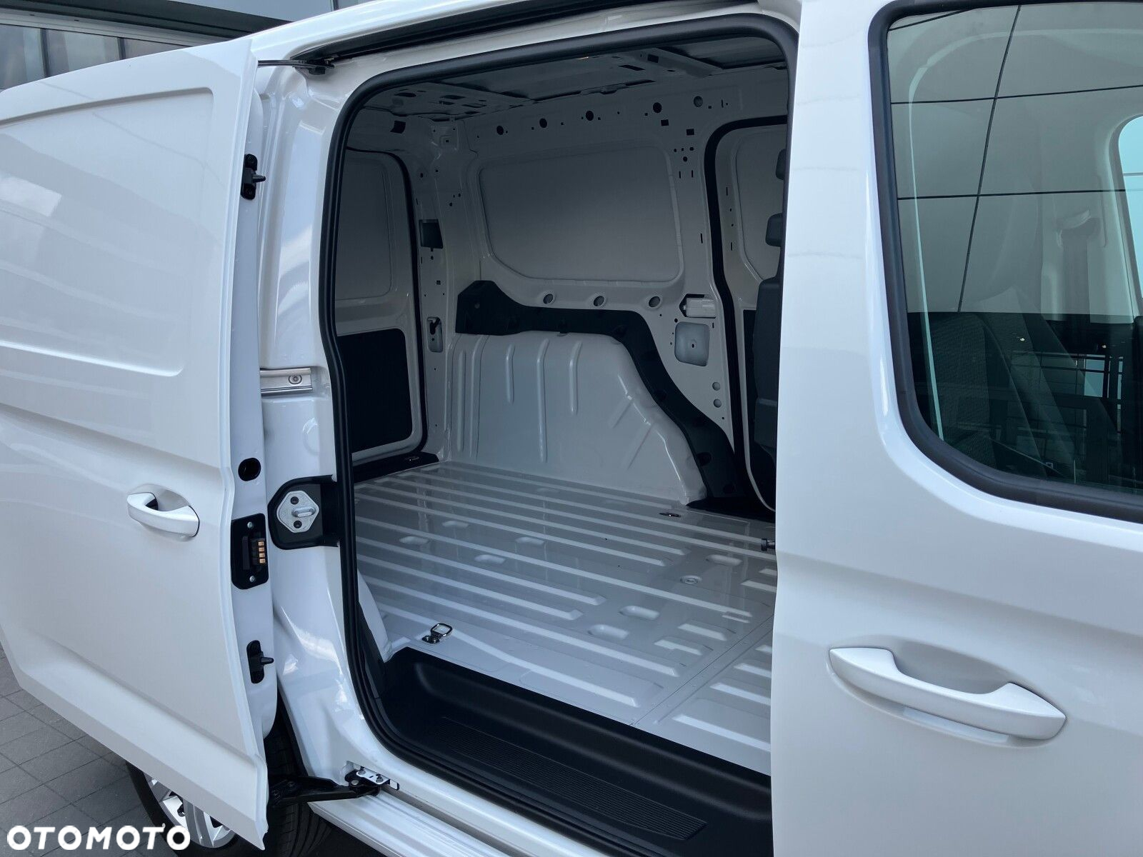 Volkswagen Caddy Caddy Cargo maxi DSG - 30