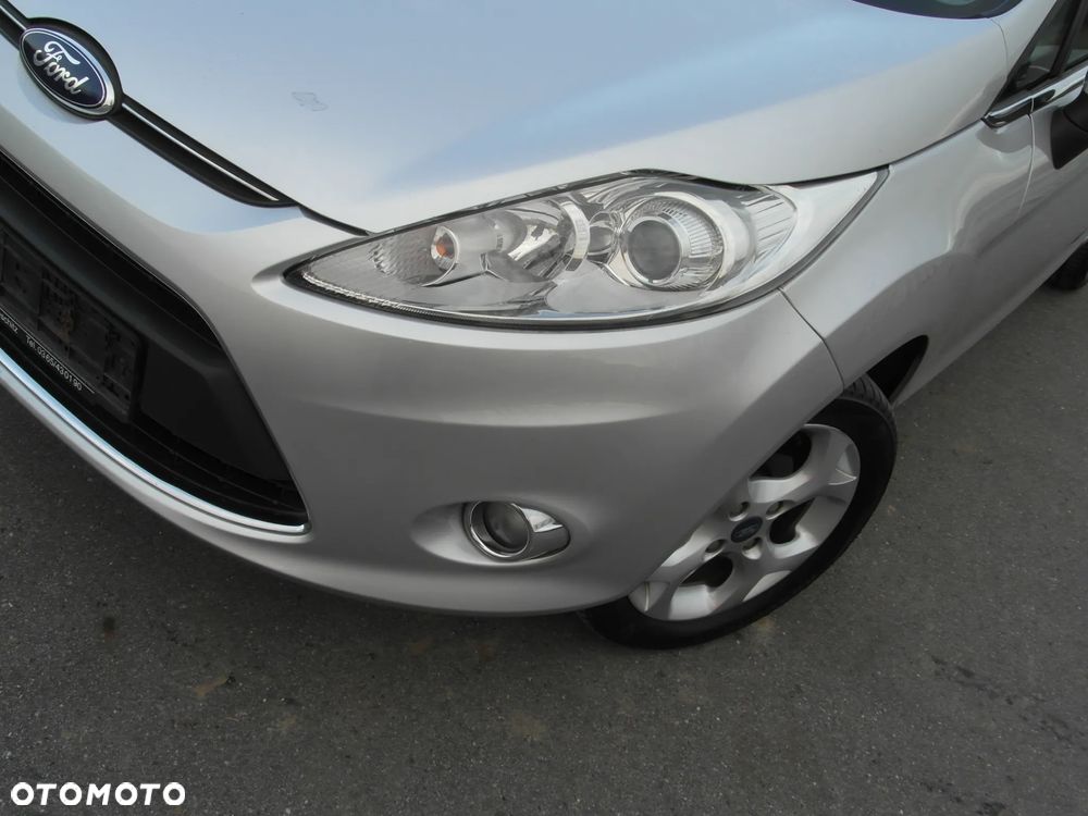 Ford Fiesta 1.25 Celebration - 2