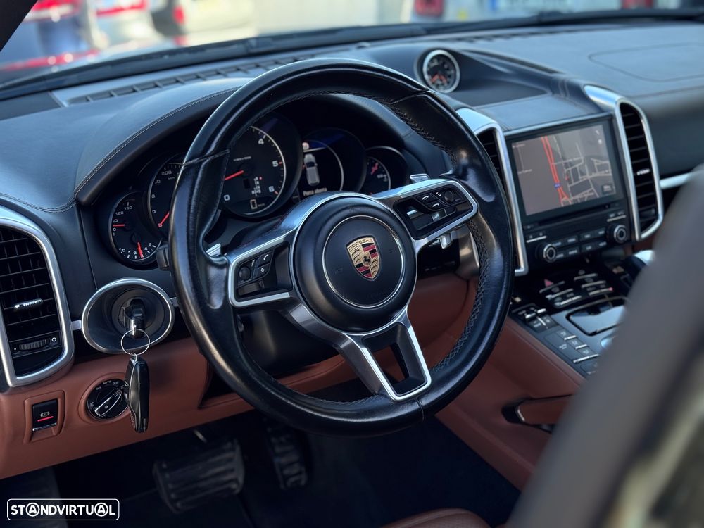 Porsche Cayenne Diesel Platinum Edition - 7
