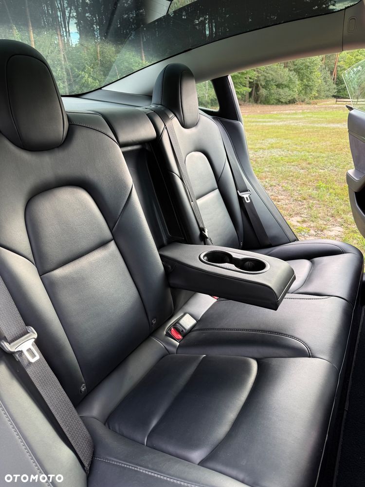 Tesla Model 3 - 26