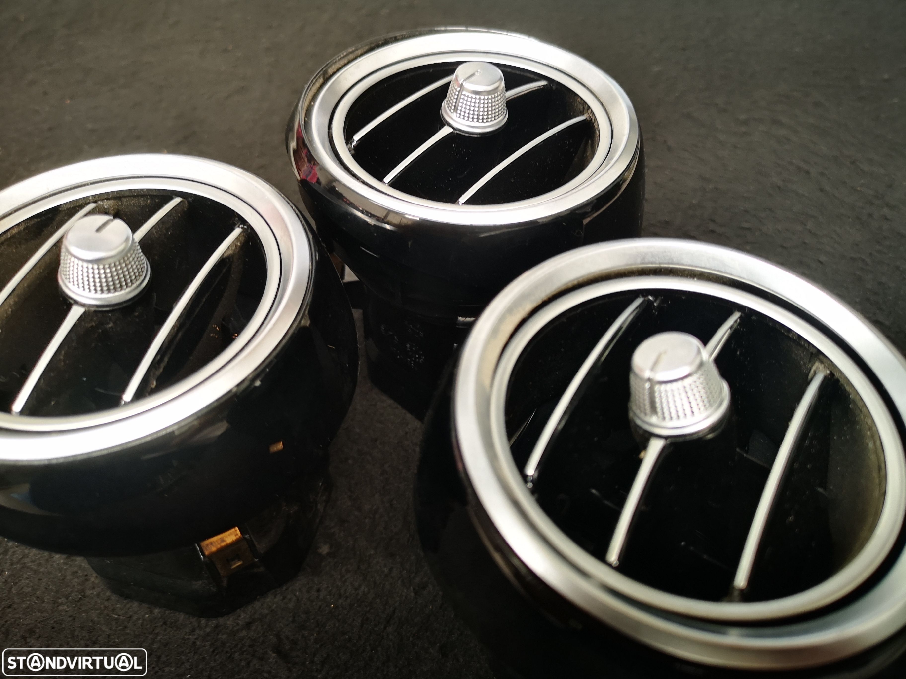 Grelha de sofagem central Originais Mercedes class c w205 2014+ - 1