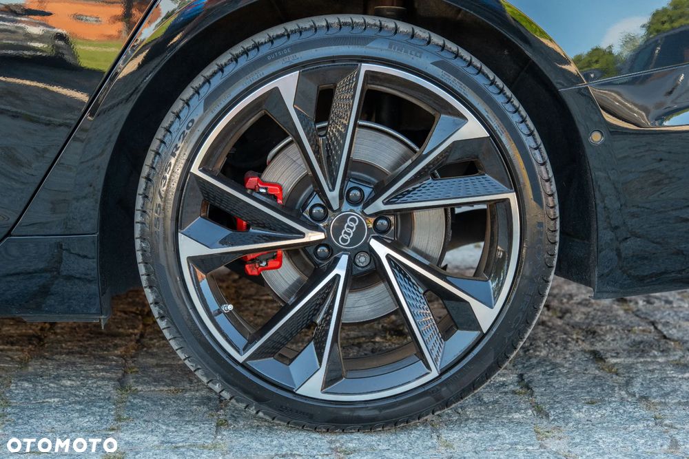 Audi A6 Avant - 13