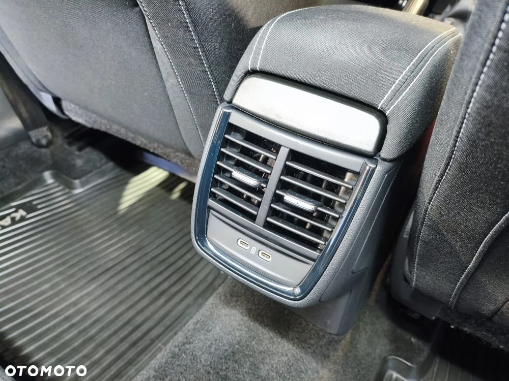 Skoda Kamiq 1.5 TSI Monte Carlo DSG - 17