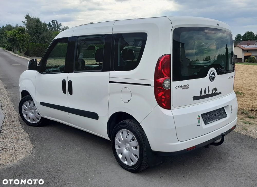 Opel Combo - 22