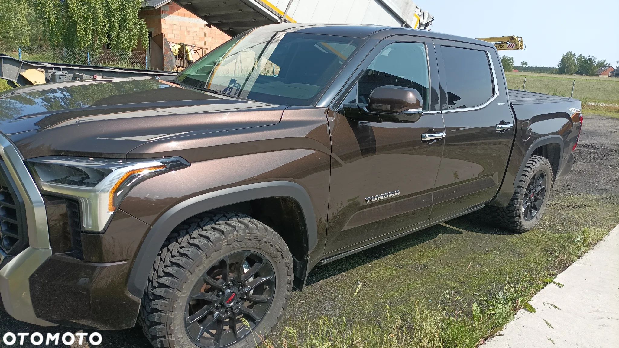 Toyota Tundra - 1