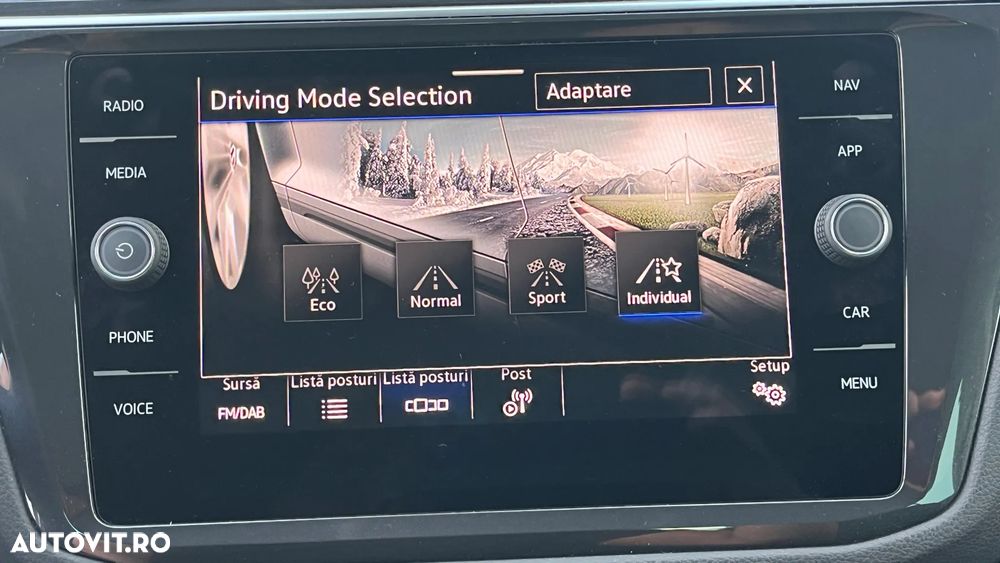 Volkswagen Tiguan 2.0 TDI 4Mot DSG Elegance - 26