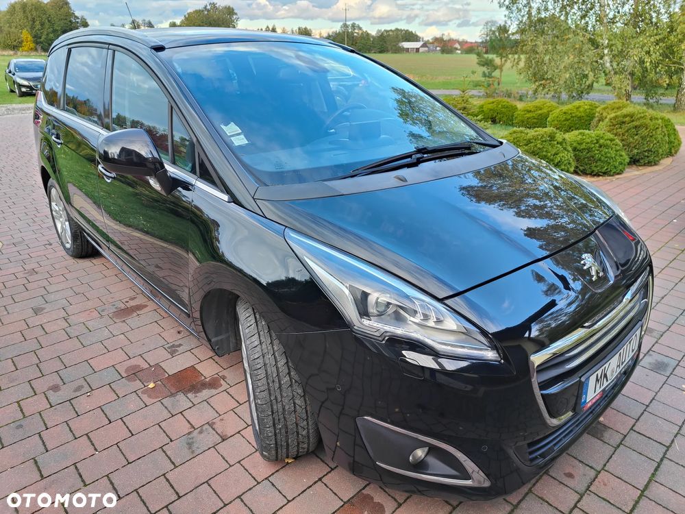 Peugeot 5008 2.0 HDi Allure 7os - 8