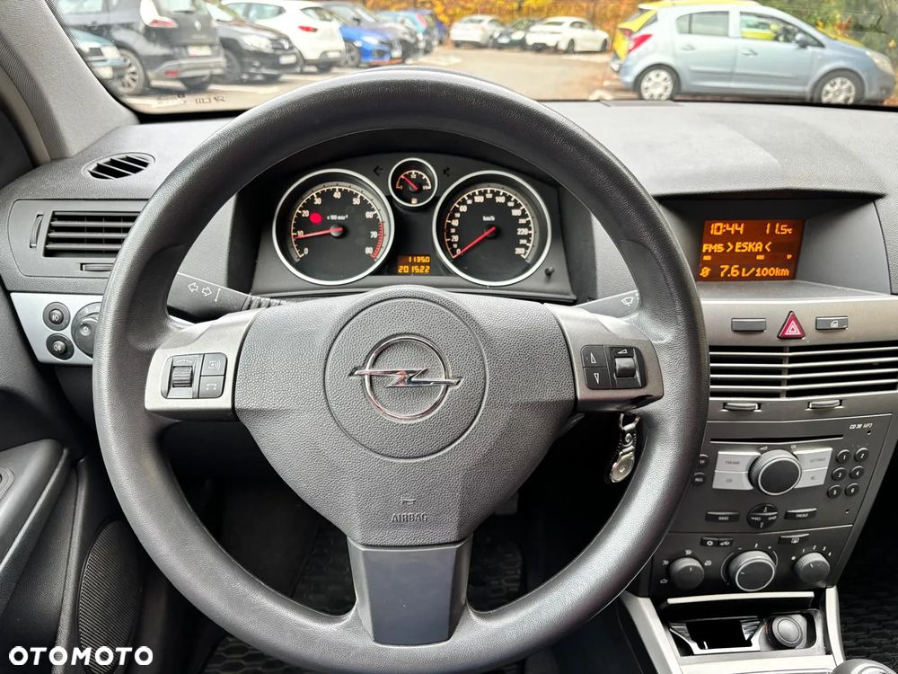 Opel Astra GTC 1.6 - 10