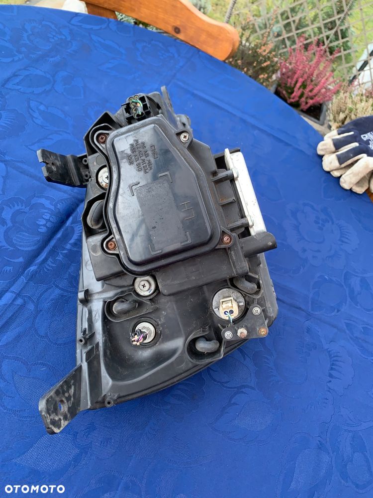Lampy przednie Opel Antara bi ksenon - 8
