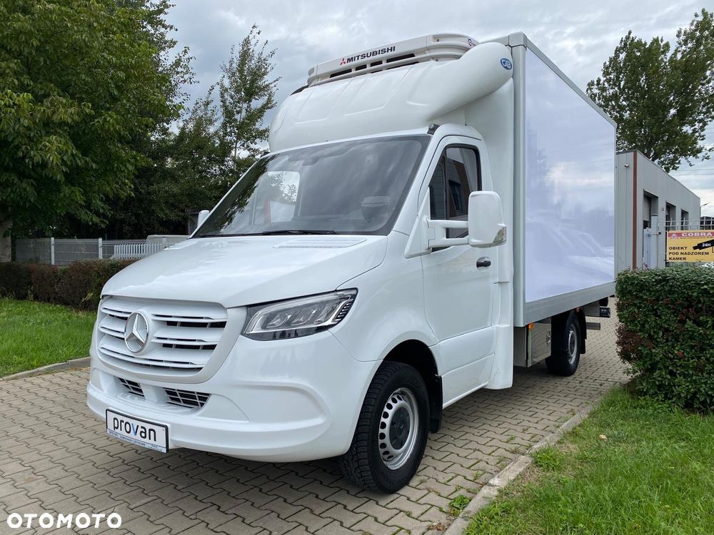 Mercedes-Benz SPRINTER 319 CDI 3,0 V6 AUTOMAT KONTENER CHŁODNIA WINDA - 11