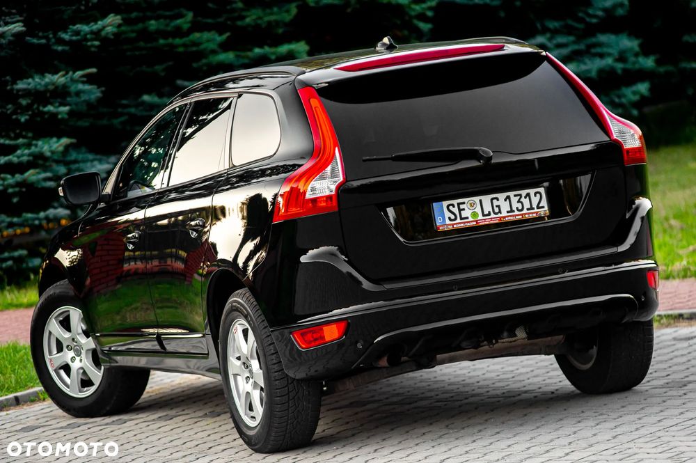 Volvo XC 60 D5 AWD Summum - 17