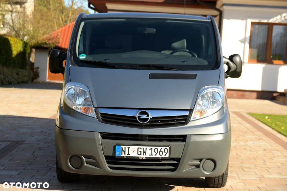 Opel Vivaro - 12