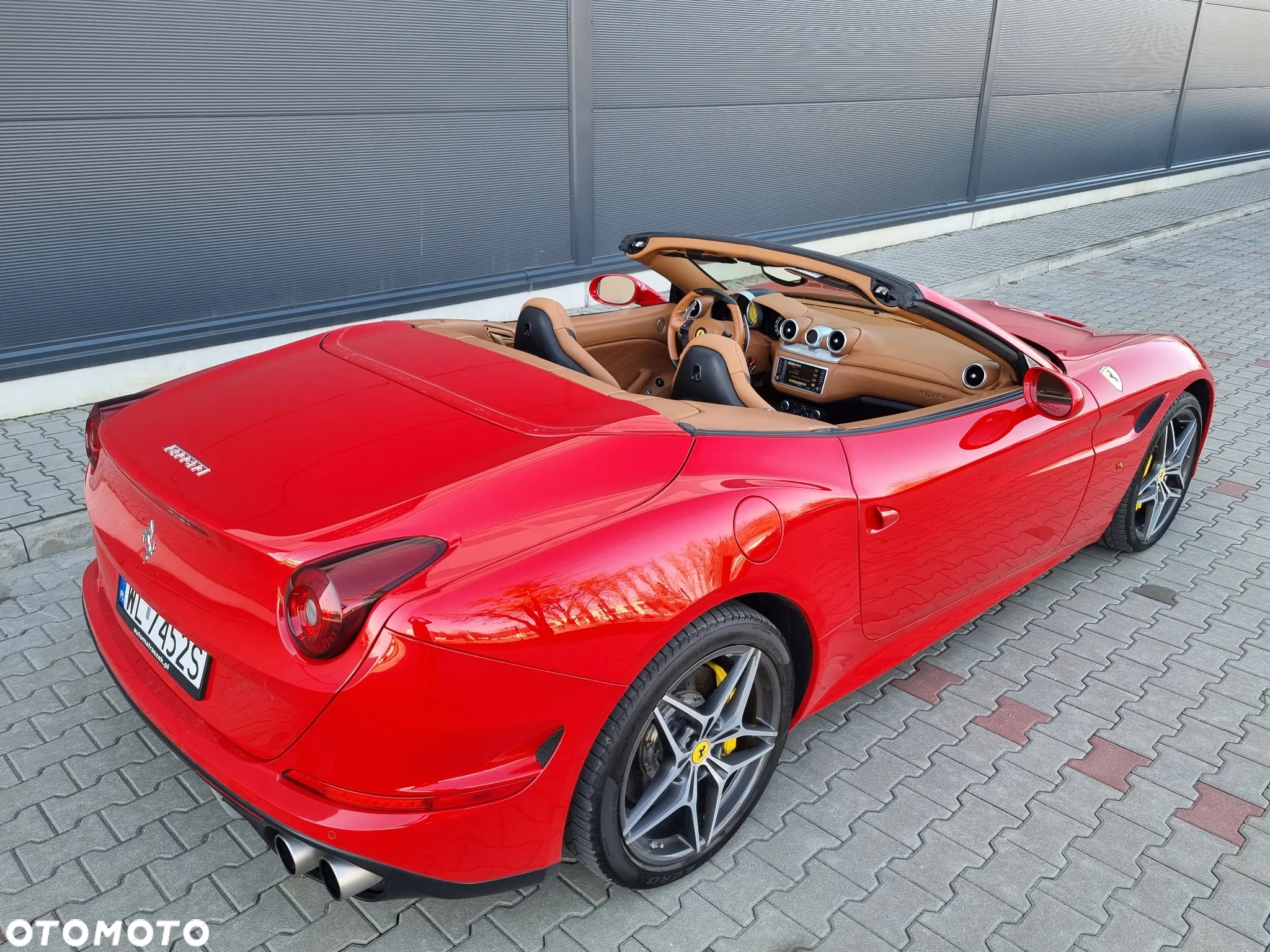 Ferrari California T - 6
