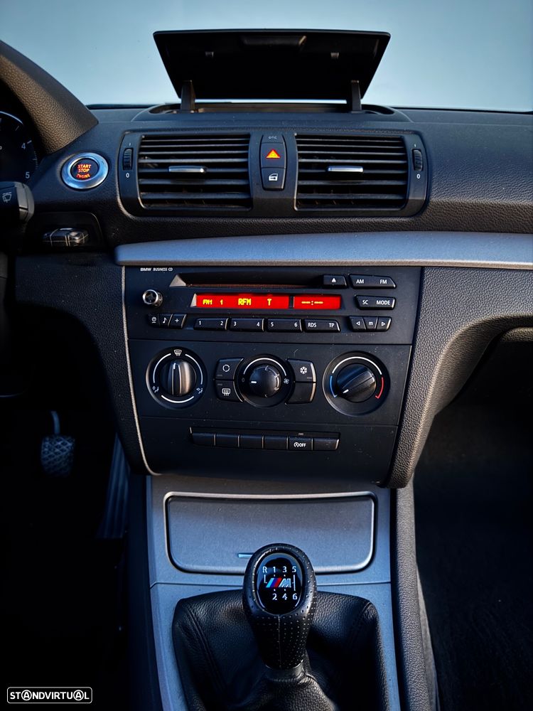 BMW 118 d Line Urban - 12