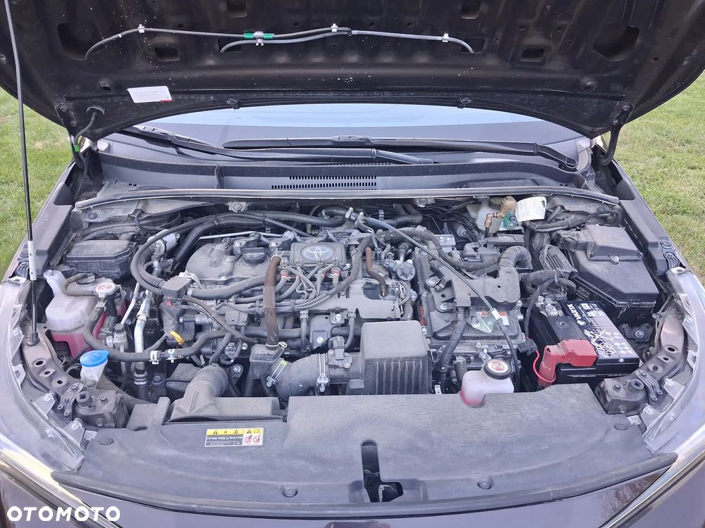 Toyota Corolla 1.8 Hybrid Style - 18