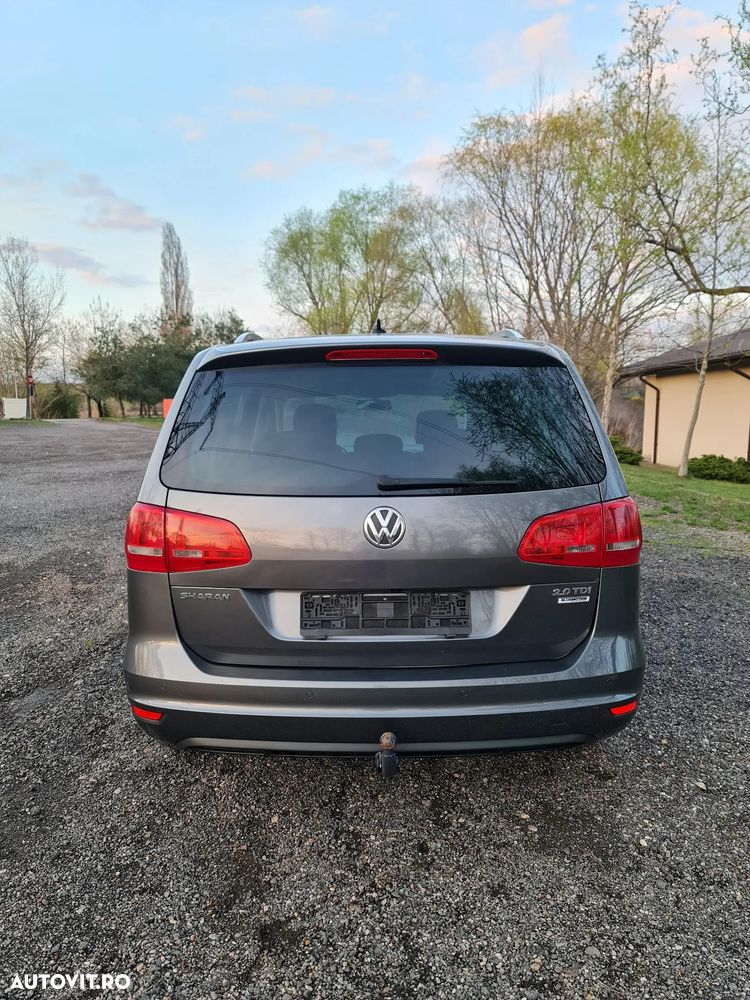 Volkswagen Sharan 2.0 TDI DSG BlueMotion Technology Highline - 4