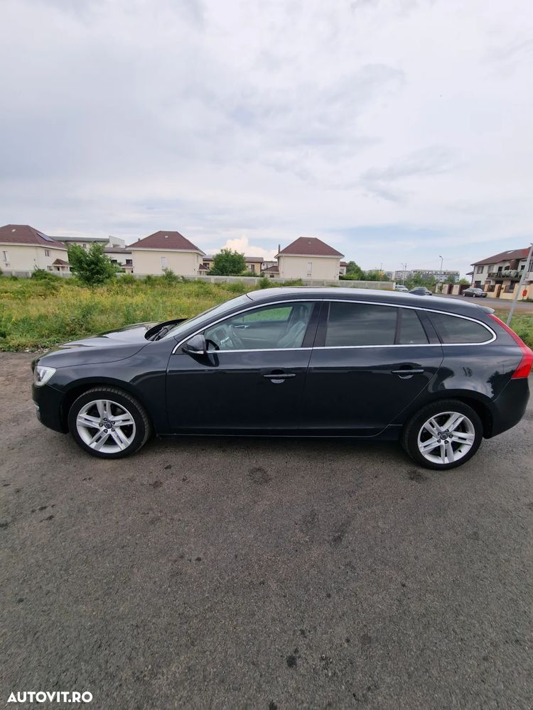 Volvo V60 D2 ECO Start-Stop Momentum - 13