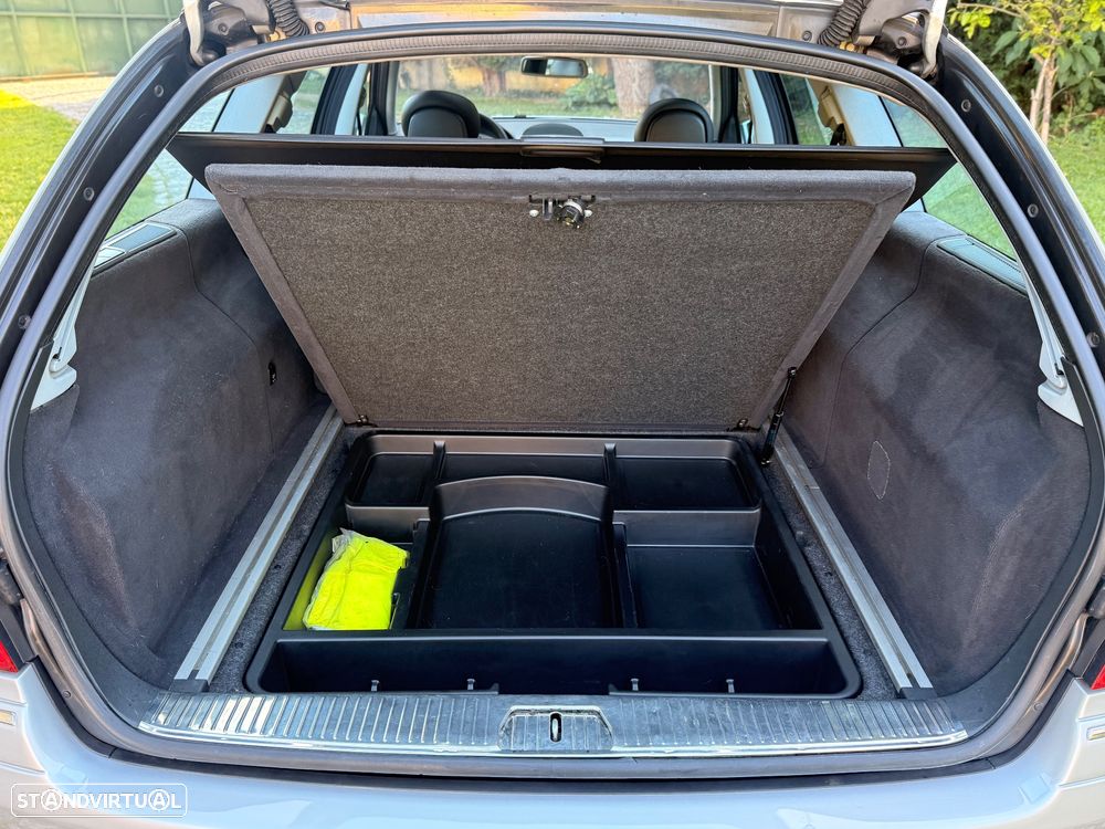 Mercedes-Benz E 270 - 12