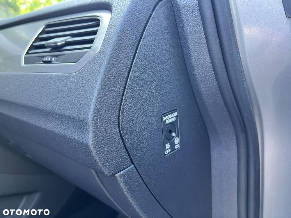 Volkswagen Golf Sportsvan - 27