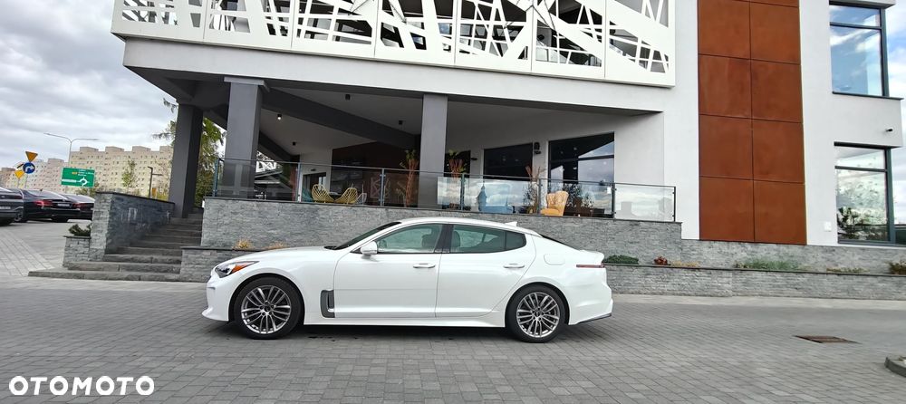 Kia Stinger 2.0 T-GDI XL - 9