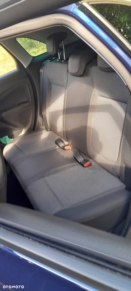 Opel Crossland X - 12