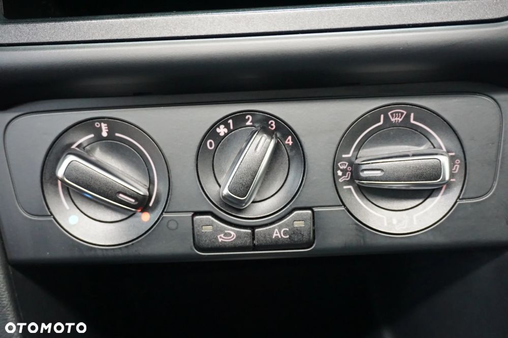 Volkswagen Polo 1.2 TDI Life - 34