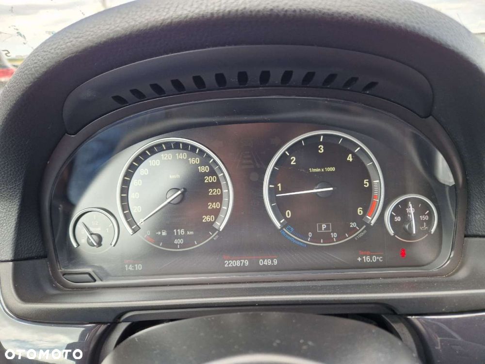 BMW Seria 5 520d Luxury Line - 15
