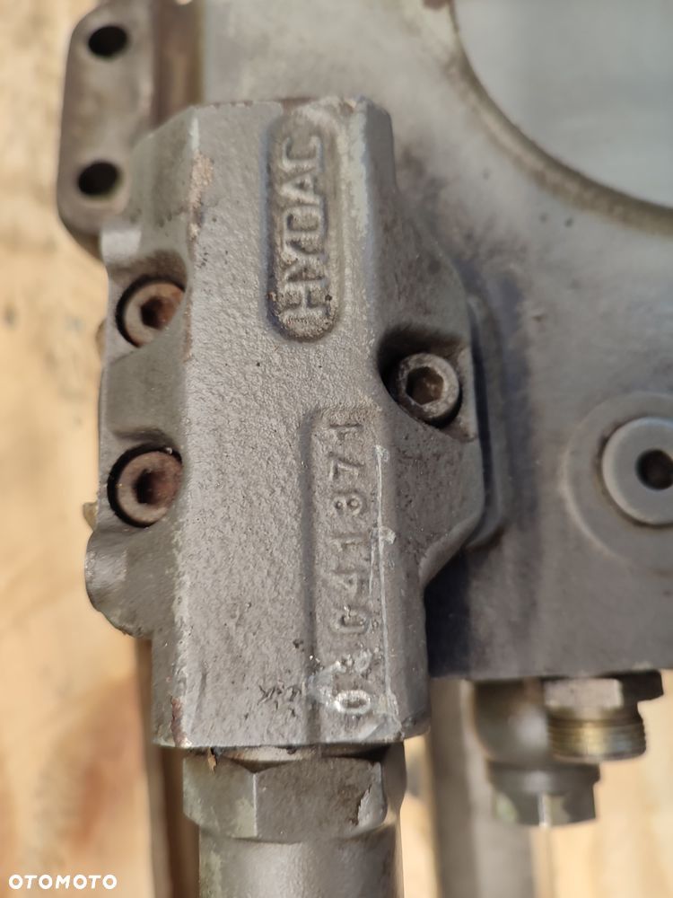 Zawór hydrauliczny FENDT 716 VARIO (03041371) - 6