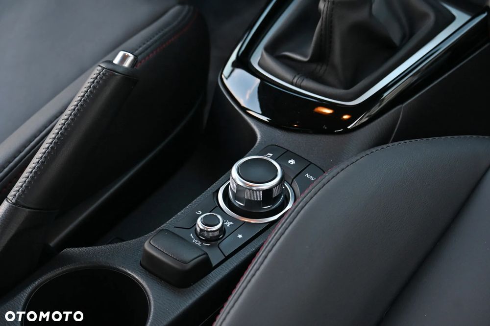 Mazda CX-3 2.0 Skypassion - 28