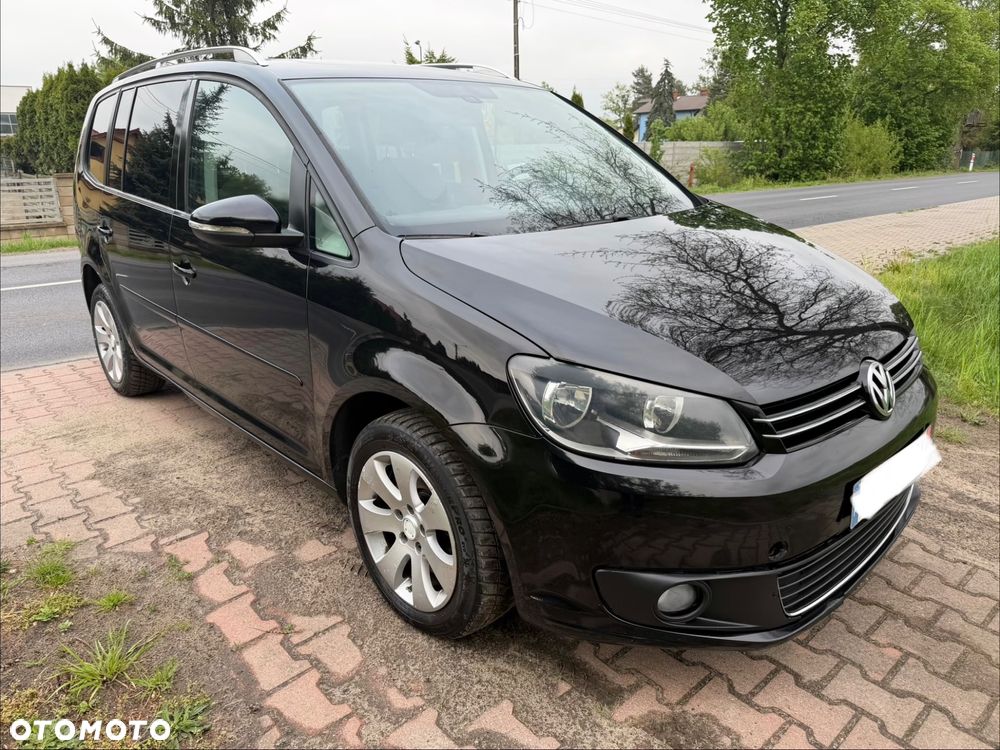 Volkswagen Touran 2.0 TDI DPF BlueMotion Technology STYLE - 2