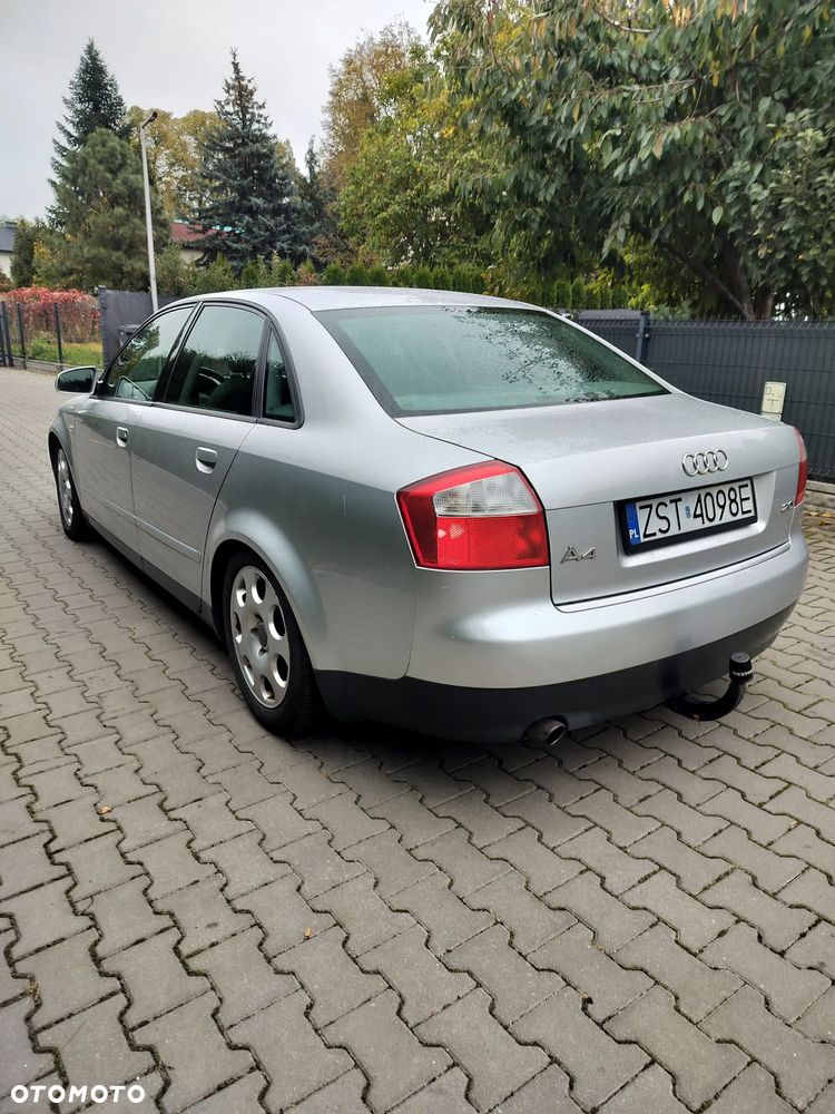 Audi A4 Limousine 2 - 5