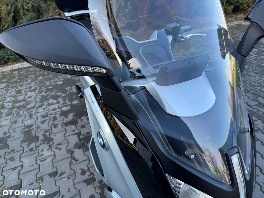 BMW CE 04 - 23